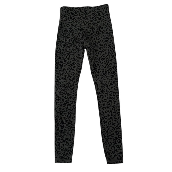 Athleta Black and Gray Animal Print Leggings Women’s Size Small - Picture 2 of 8